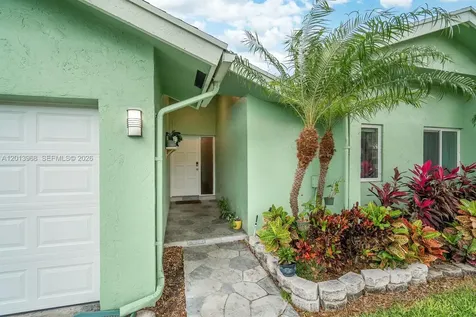 4125 NW 96th Terrace Sunrise FL 33351