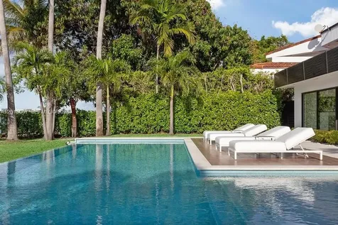 7972 Biscayne Point Circle Miami Beach FL 33141