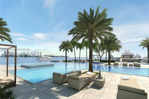 North Miami Beach FL 33160