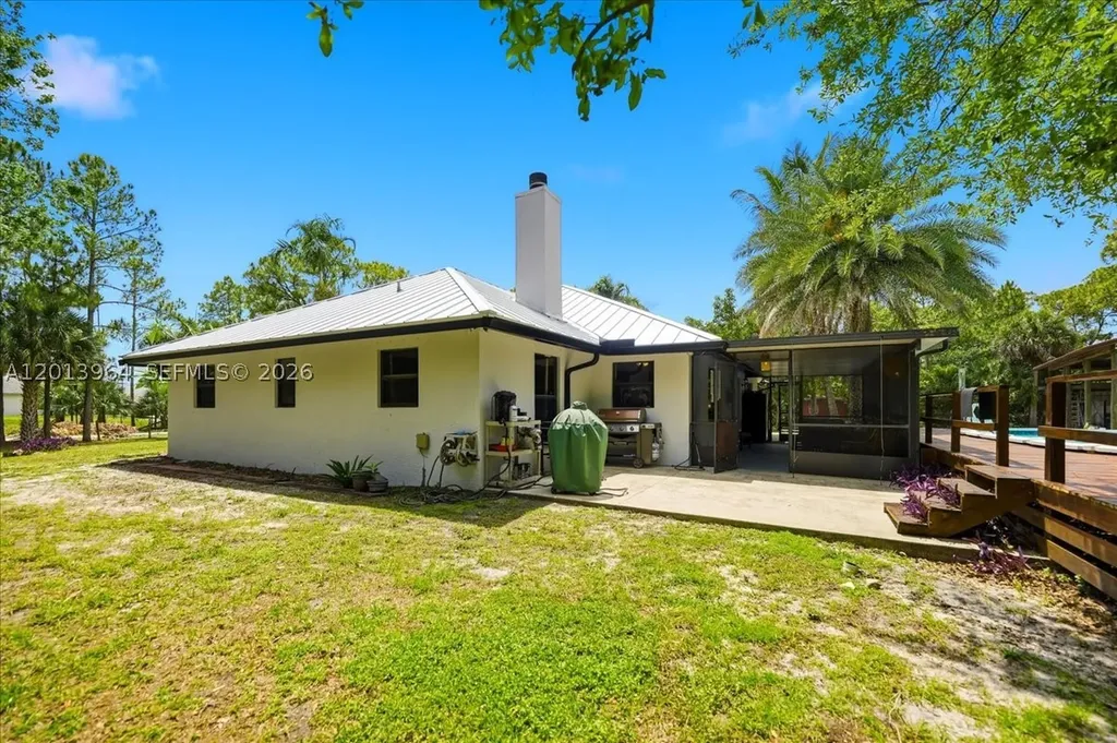 17857 82nd Road N Loxahatchee FL 33470