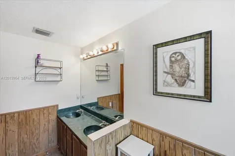 17857 82nd Road N Loxahatchee FL 33470