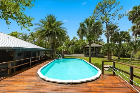 17857 82nd Road N Loxahatchee FL 33470