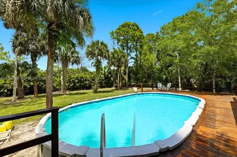 17857 82nd Road N Loxahatchee FL 33470