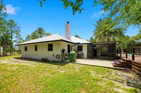17857 82nd Road N Loxahatchee FL 33470