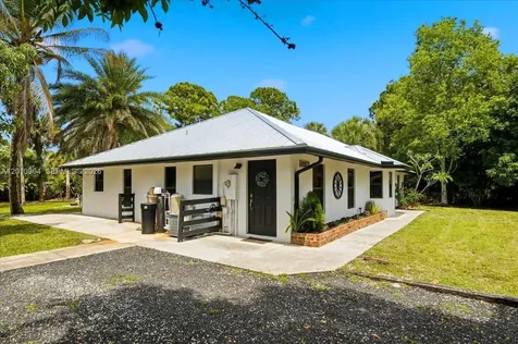 17857 82nd Road N Loxahatchee FL 33470
