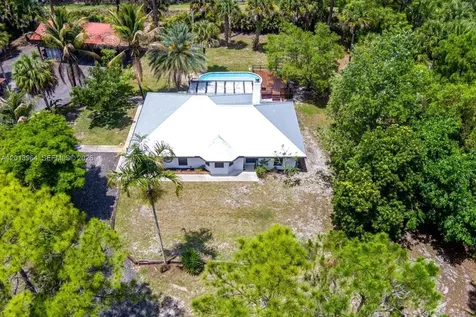 17857 82nd Road N Loxahatchee FL 33470