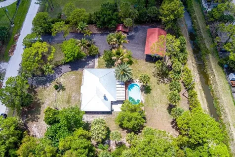 17857 82nd Road N Loxahatchee FL 33470