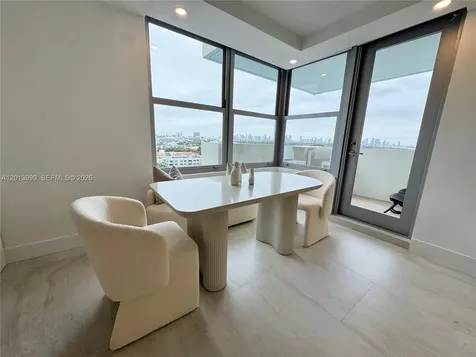 2899 Collins Avenue Miami Beach FL 33140