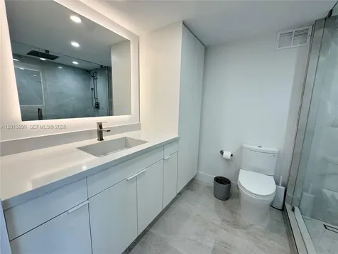 2899 Collins Avenue Miami Beach FL 33140