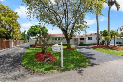 12425 SW 91st Avenue Miami FL 33176