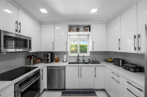 12425 SW 91st Avenue Miami FL 33176