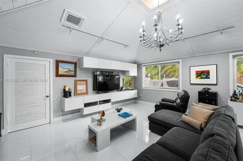 12425 SW 91st Avenue Miami FL 33176