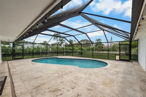 12425 SW 91st Avenue Miami FL 33176