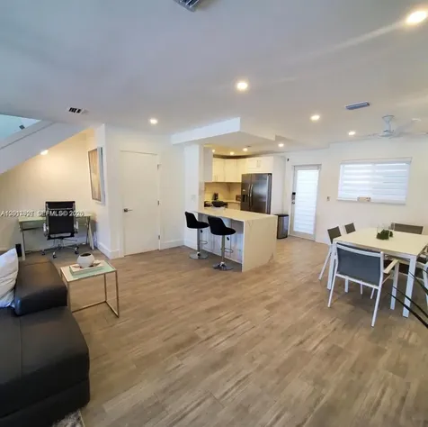 7406 Gary Avenue Miami Beach FL 33141