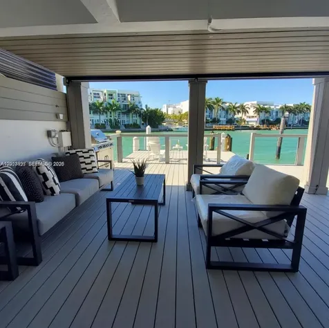 7406 Gary Avenue Miami Beach FL 33141