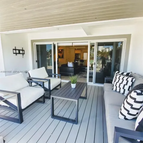 7406 Gary Avenue Miami Beach FL 33141