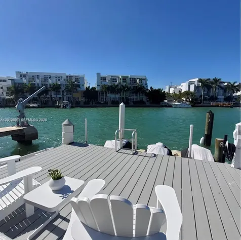 7406 Gary Avenue Miami Beach FL 33141