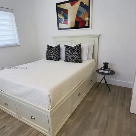 7406 Gary Avenue Miami Beach FL 33141