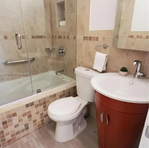7406 Gary Avenue Miami Beach FL 33141