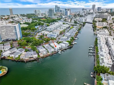 7406 Gary Avenue Miami Beach FL 33141