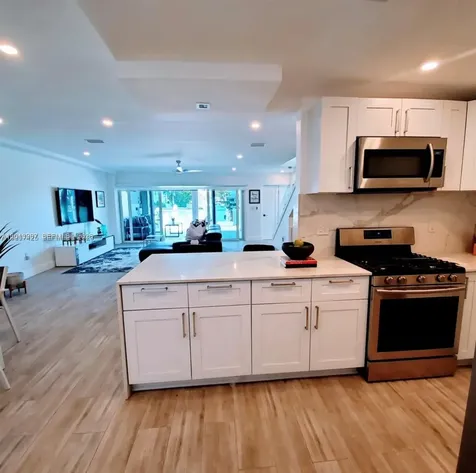 7406 Gary Avenue Miami Beach FL 33141