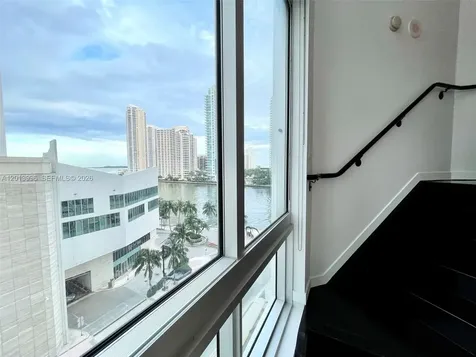 300 S Biscayne Boulevard Miami FL 33131