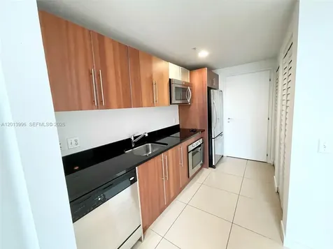 300 S Biscayne Boulevard Miami FL 33131