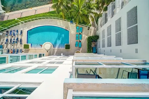 650 West Avenue Miami Beach FL 33139