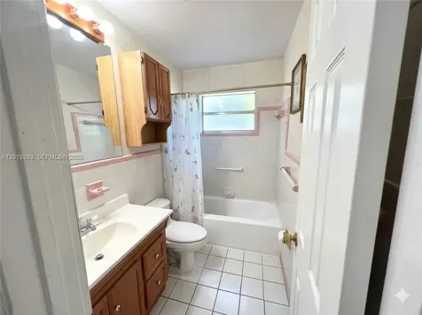 371 SW 67th Terrace Pembroke Pines FL 33023