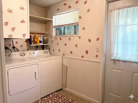 371 SW 67th Terrace Pembroke Pines FL 33023