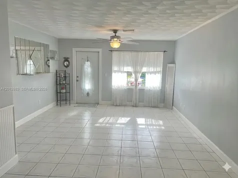 371 SW 67th Terrace Pembroke Pines FL 33023