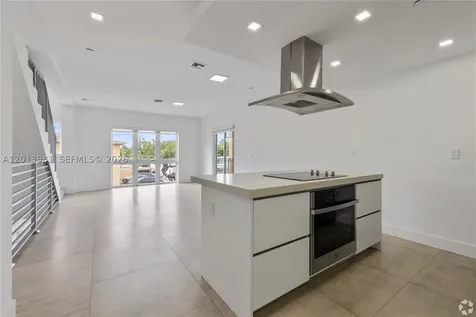 434 SW 10th Street Miami FL 33130