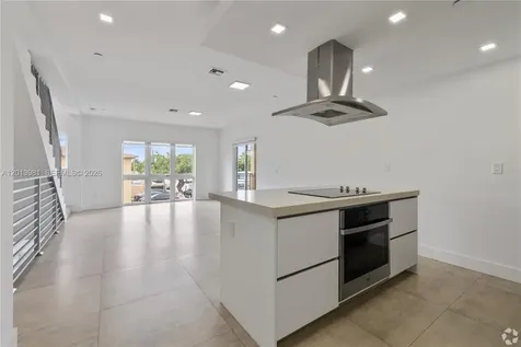 434 SW 10th Street Miami FL 33130