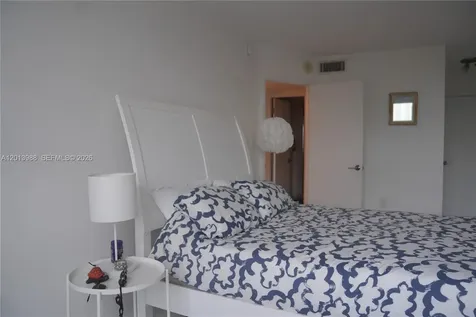 2851 NE 183rd Street Aventura FL 33160