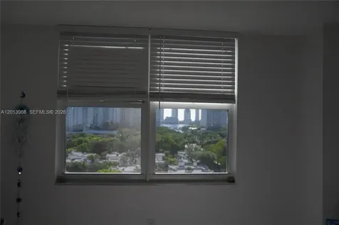 2851 NE 183rd Street Aventura FL 33160