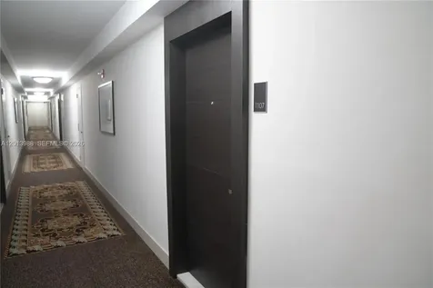 2851 NE 183rd Street Aventura FL 33160