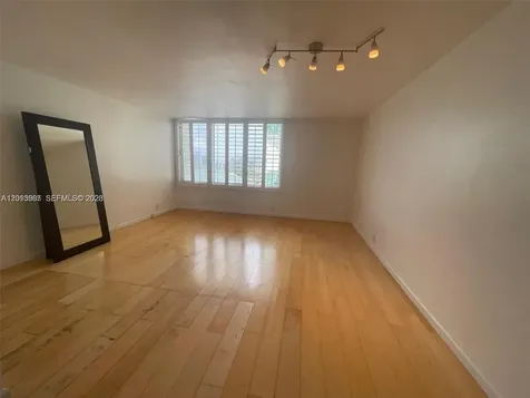 1000 West Avenue Miami Beach FL 33139