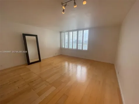 1000 West Avenue Miami Beach FL 33139