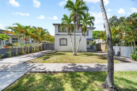 1520 SW 11th Terrace Miami FL 33135
