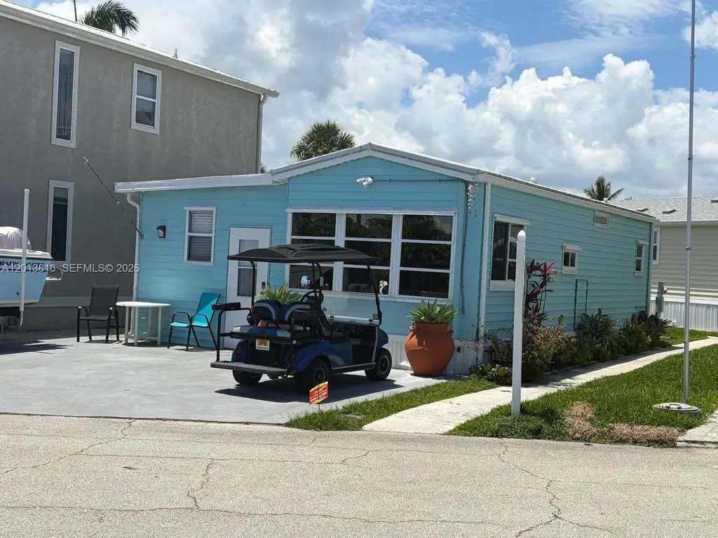 979 Nettles Boulevard Jensen Beach FL 34957