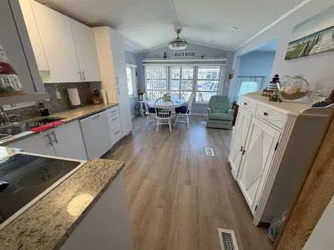 979 Nettles Boulevard Jensen Beach FL 34957