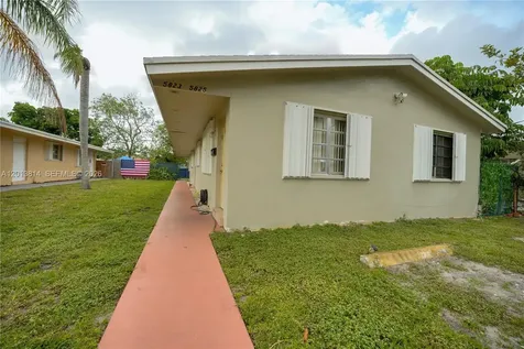 5825 Buchanan Street Hollywood FL 33021