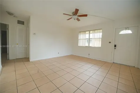 5825 Buchanan Street Hollywood FL 33021