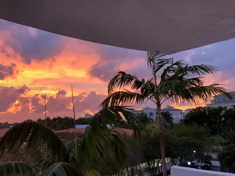 210 Seaview Drive Key Biscayne FL 33149