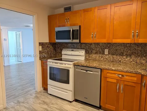 210 Sea View Drive Key Biscayne FL 33149