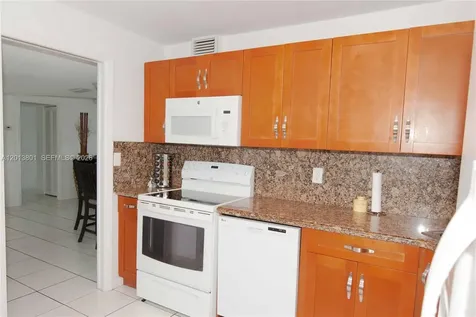 210 Seaview Drive Key Biscayne FL 33149