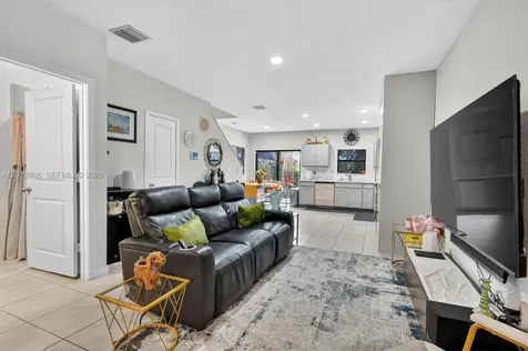 310 NE 1st Drive Florida City FL 33034