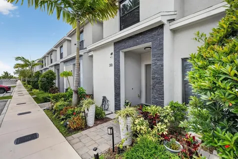 310 NE 1st Drive Florida City FL 33034