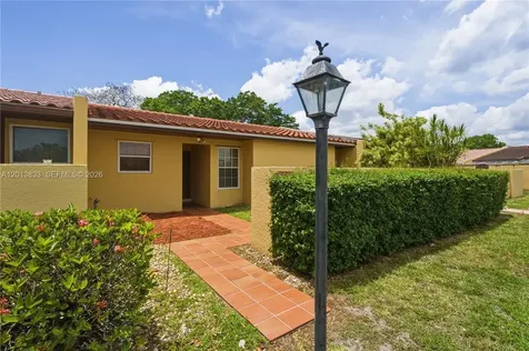 8614 SW 147th Place Miami FL 33193
