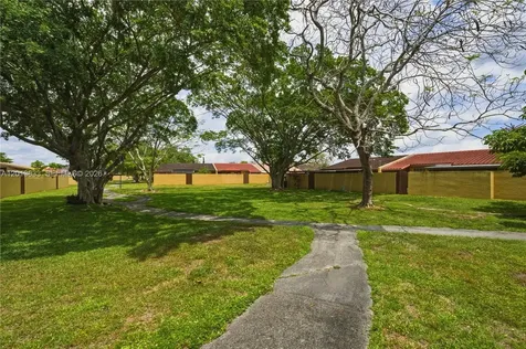 8614 SW 147th Place Miami FL 33193
